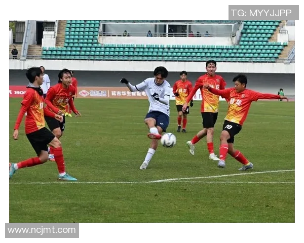 西安足球队的速度之谜：揭开足球巨献的神秘面纱