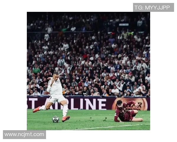 超宠粉的足球明星如何用爱与温暖回馈球迷的支持与热情