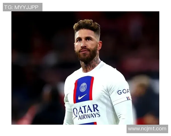 足球明星拉莫斯最新图集展示他的辉煌瞬间与场上风采